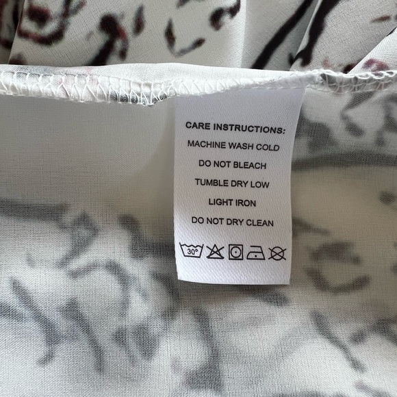 NEW PRETTY MAXI DRESS - Picture 8 of 9